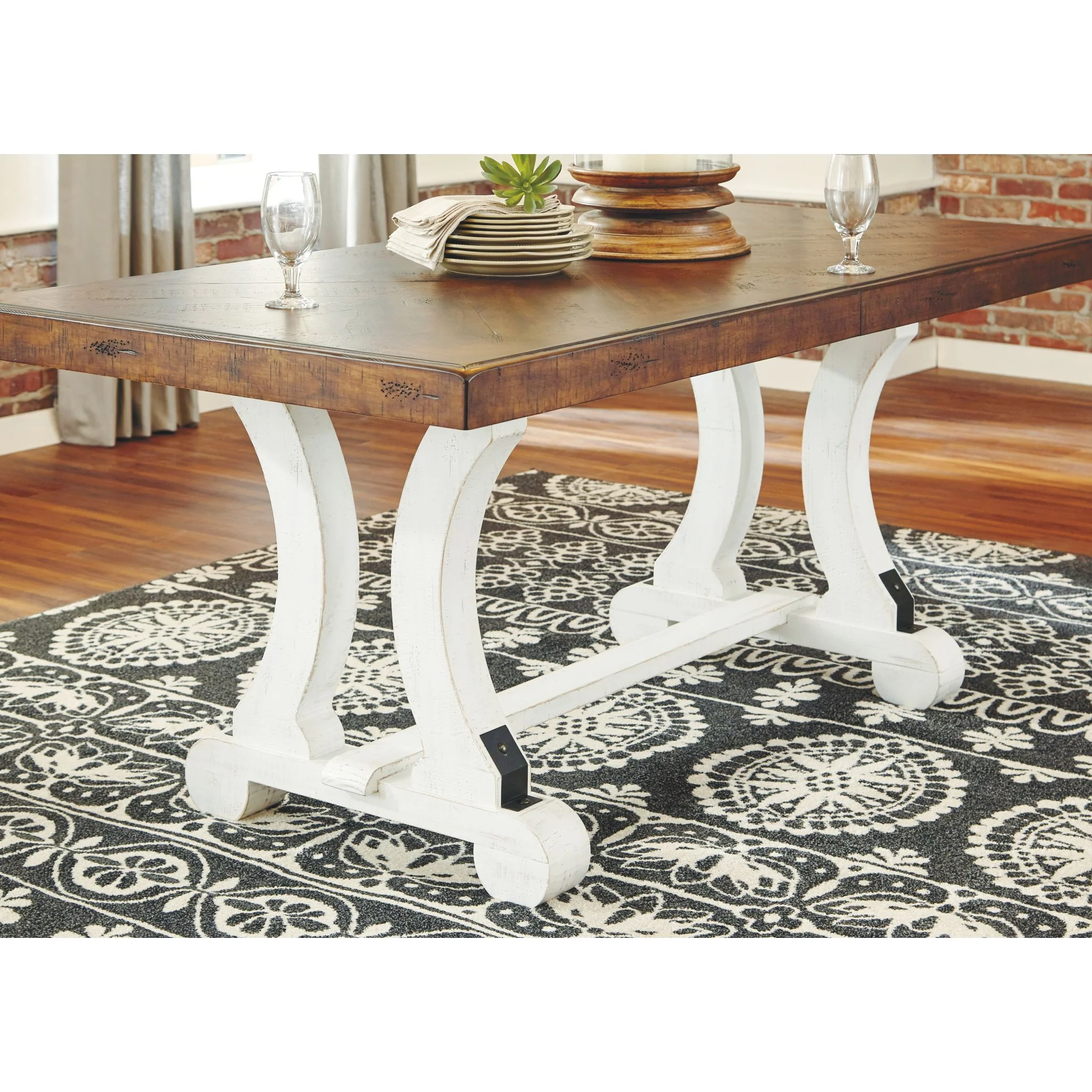 Valebeck Dining Set - Image 34