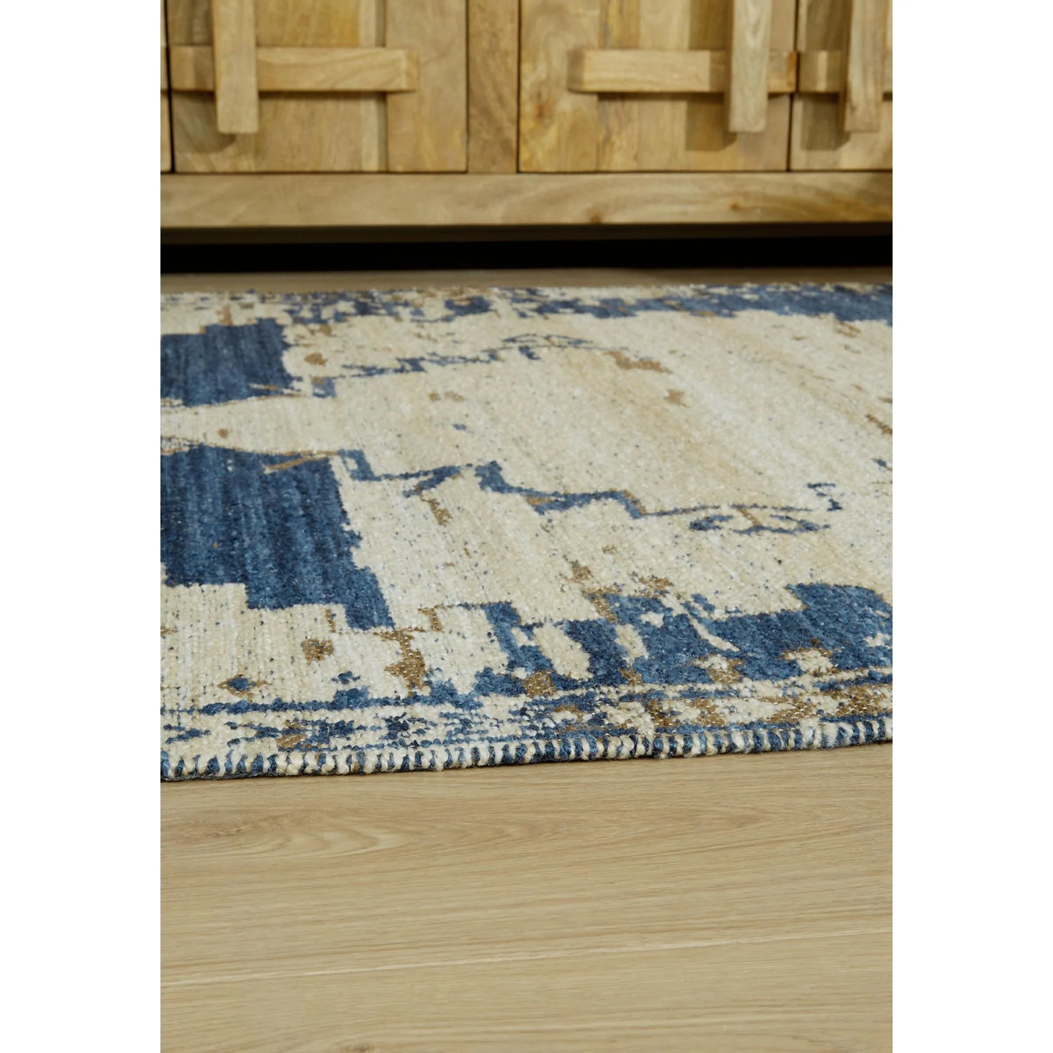 Varnler Area Rug - Image 14