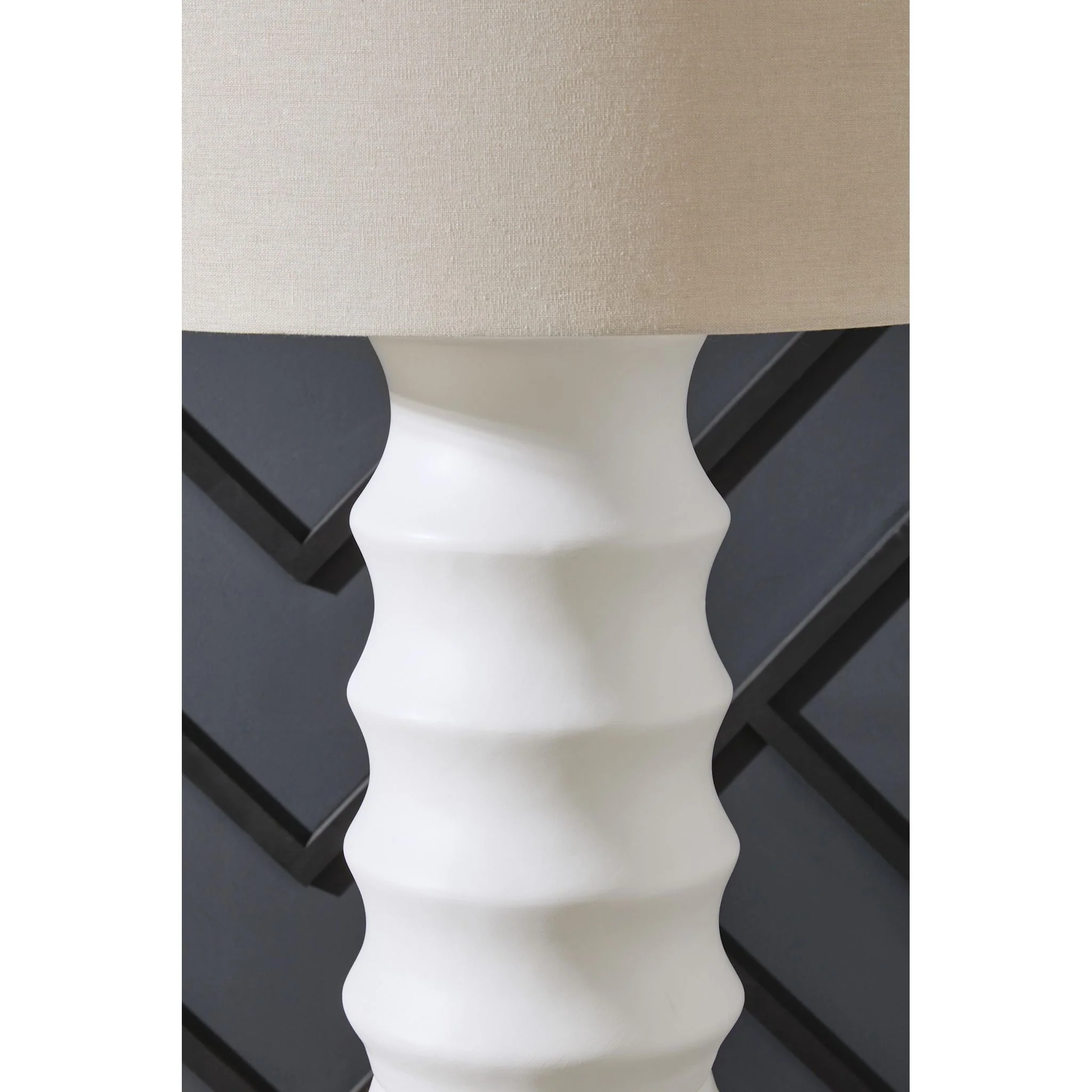 Veraleigh Floor Lamp - Image 12