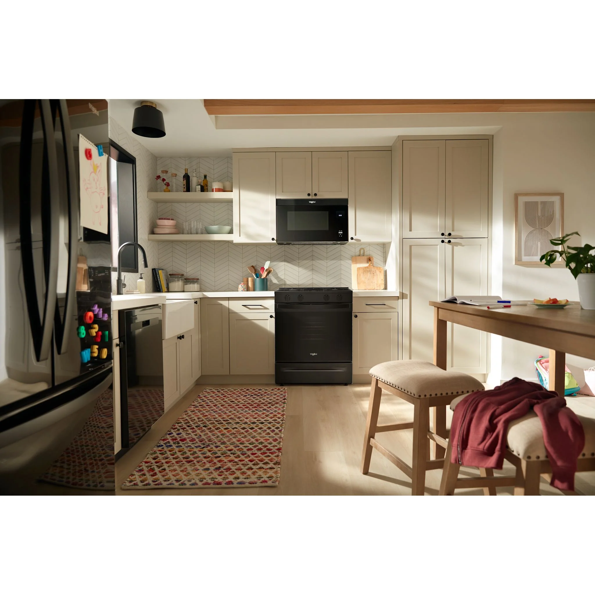 Whirlpool 30-inch Gas Smart Range with No Preheat Mode and Steam Clean - Black (WSGS3330TB) - Image 10
