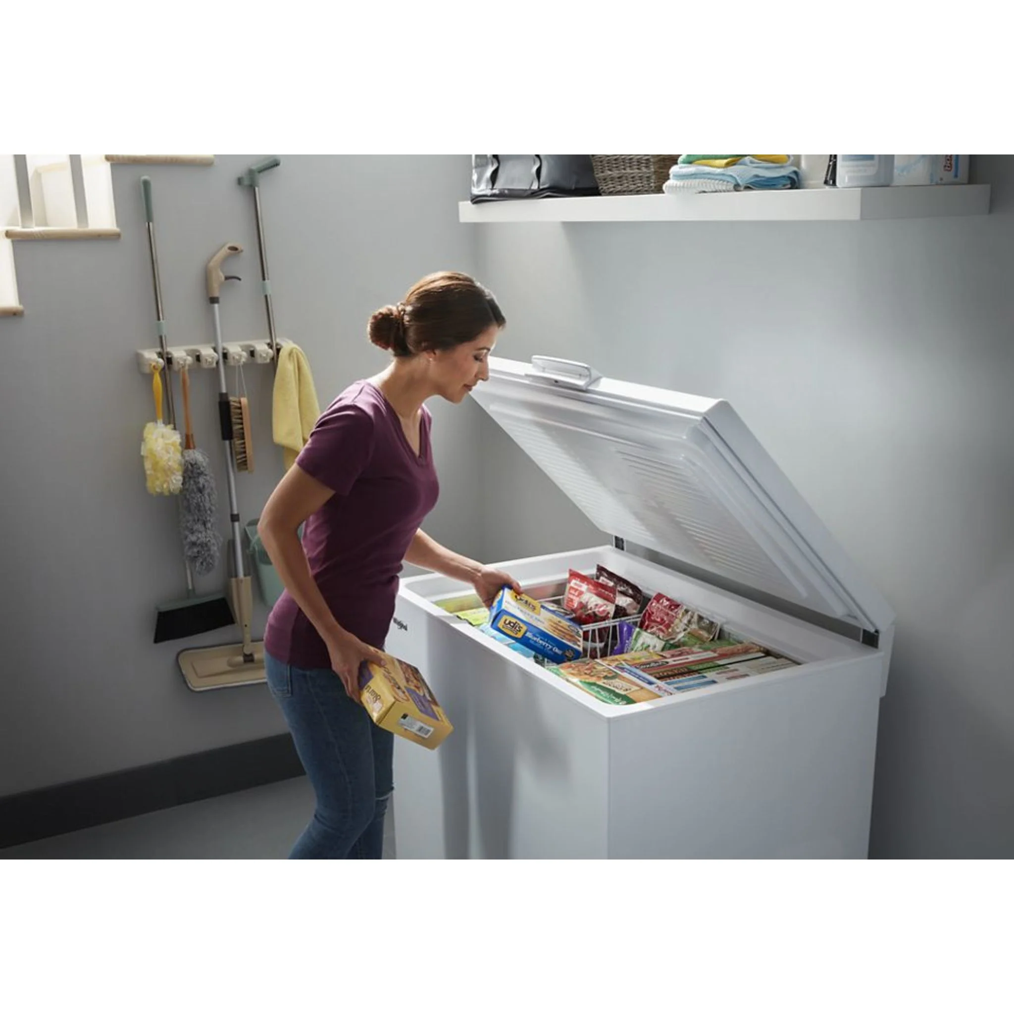 Whirlpool 16 Cu. Ft. Chest Freezer with Shelves -White (WZC5216LW) - Image 23