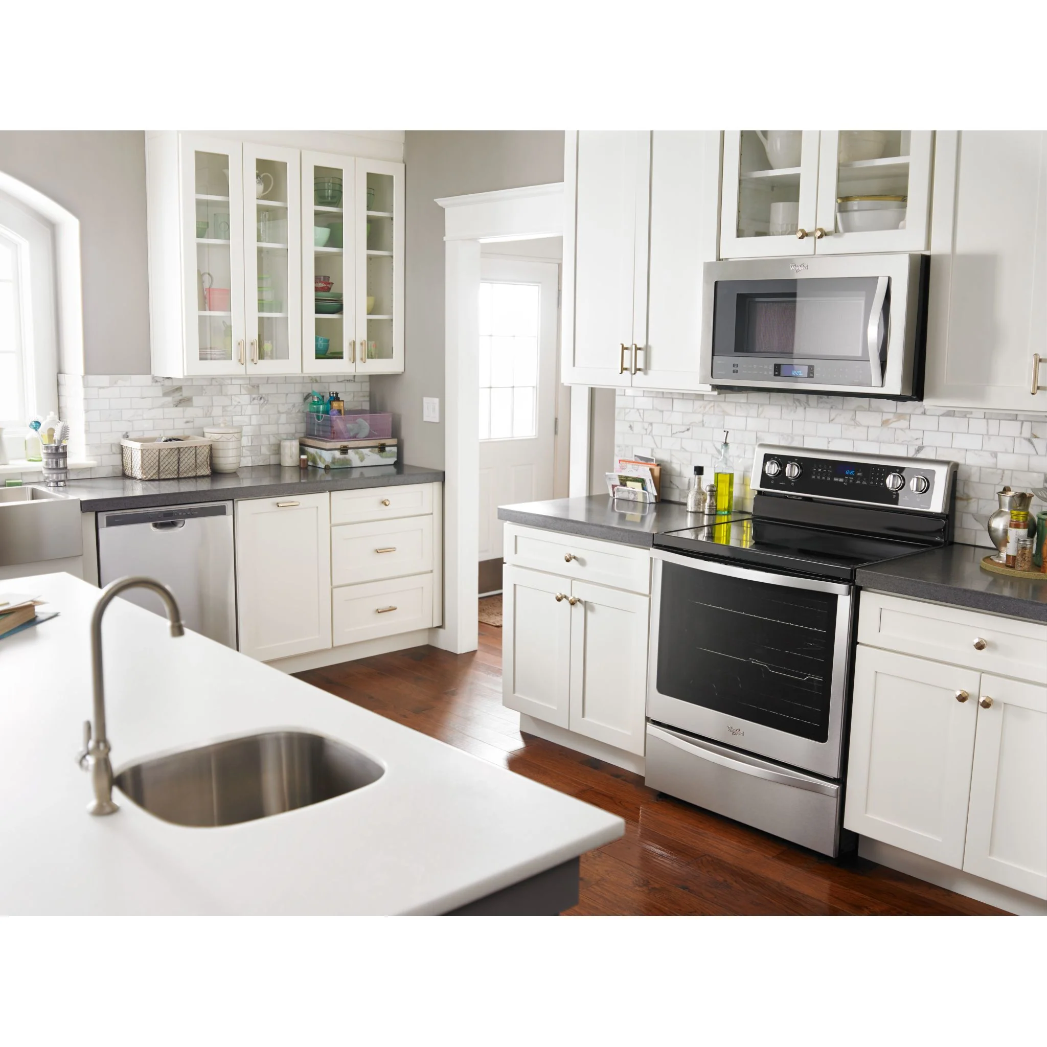 Whirlpool 6.4 cu.ft. Freestanding Electric Range with True Convection - Stainless Steel (YWFE745H0FS) - Image 4