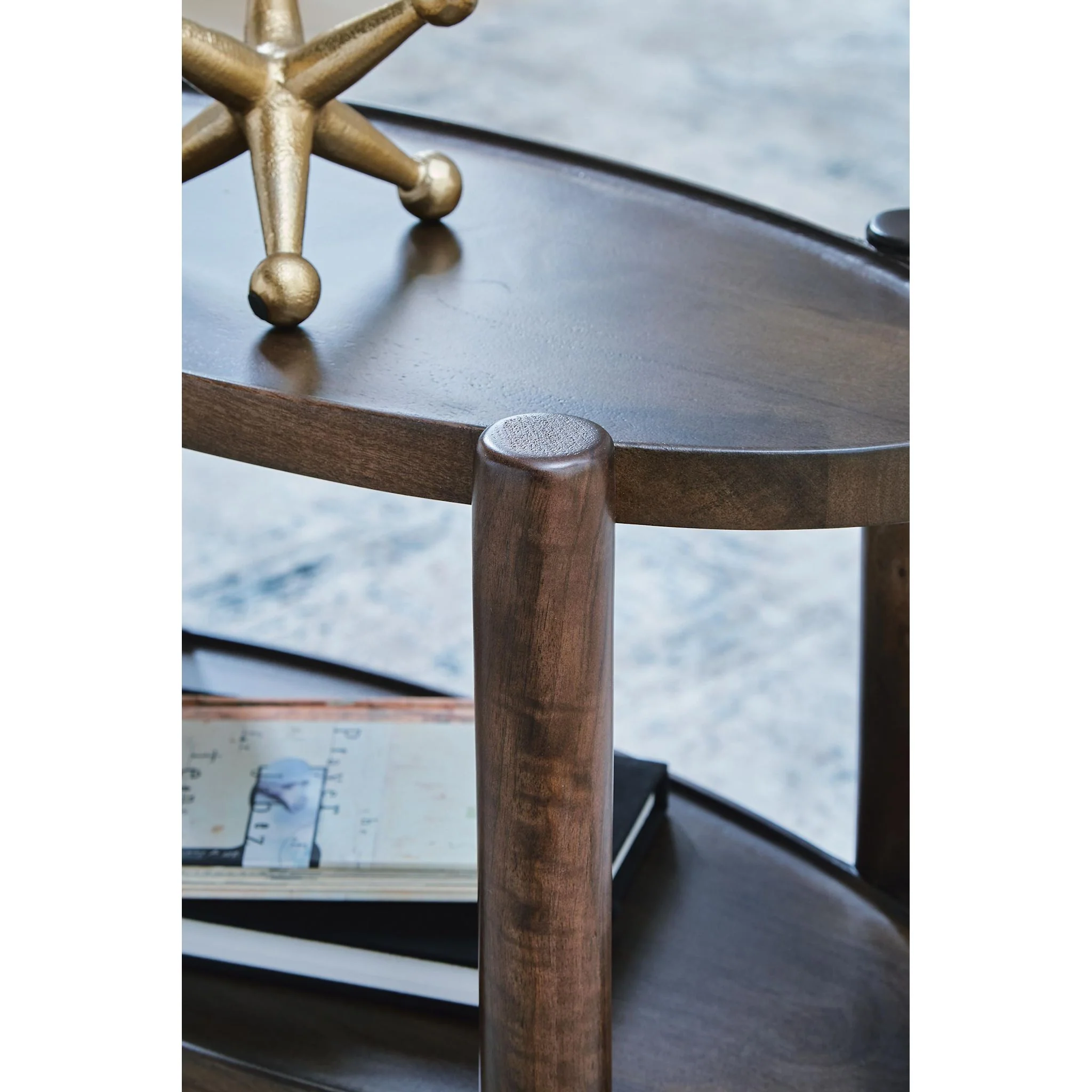 Wiattbury Accent Table - Image 15
