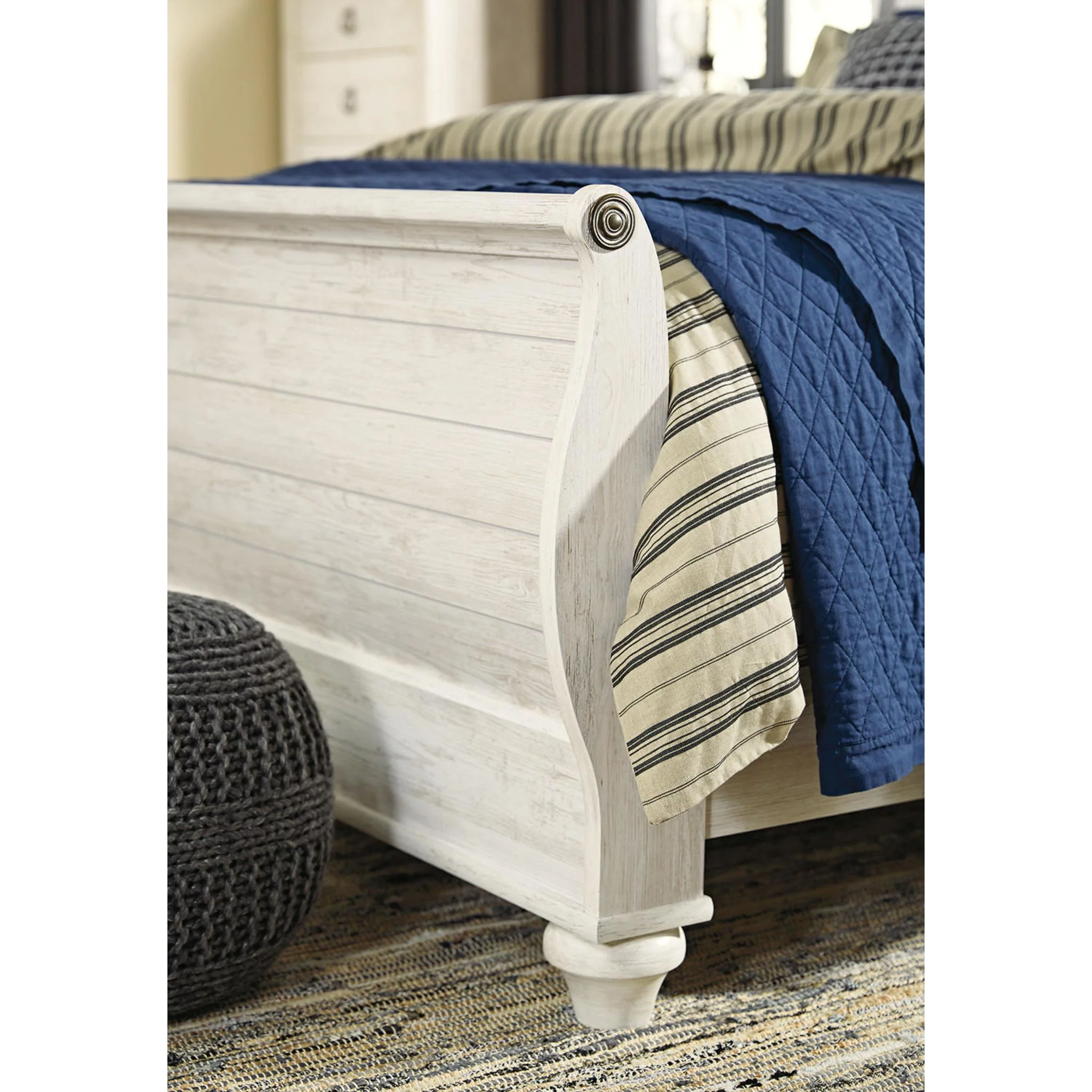 Willowton 5 Piece Sleigh Bedroom - Image 18