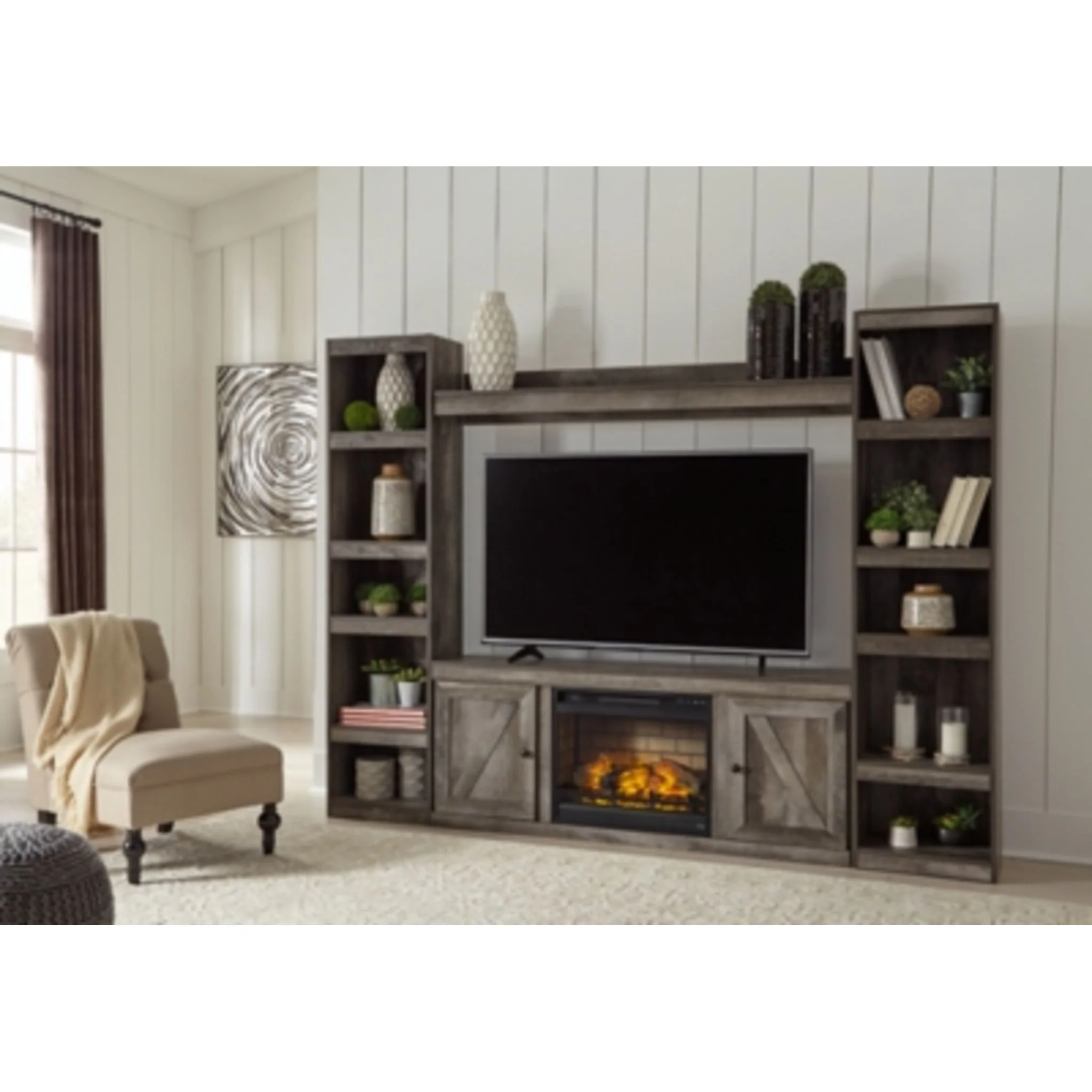 Wynnlow Entertainment Unit with Fireplace - Image 3