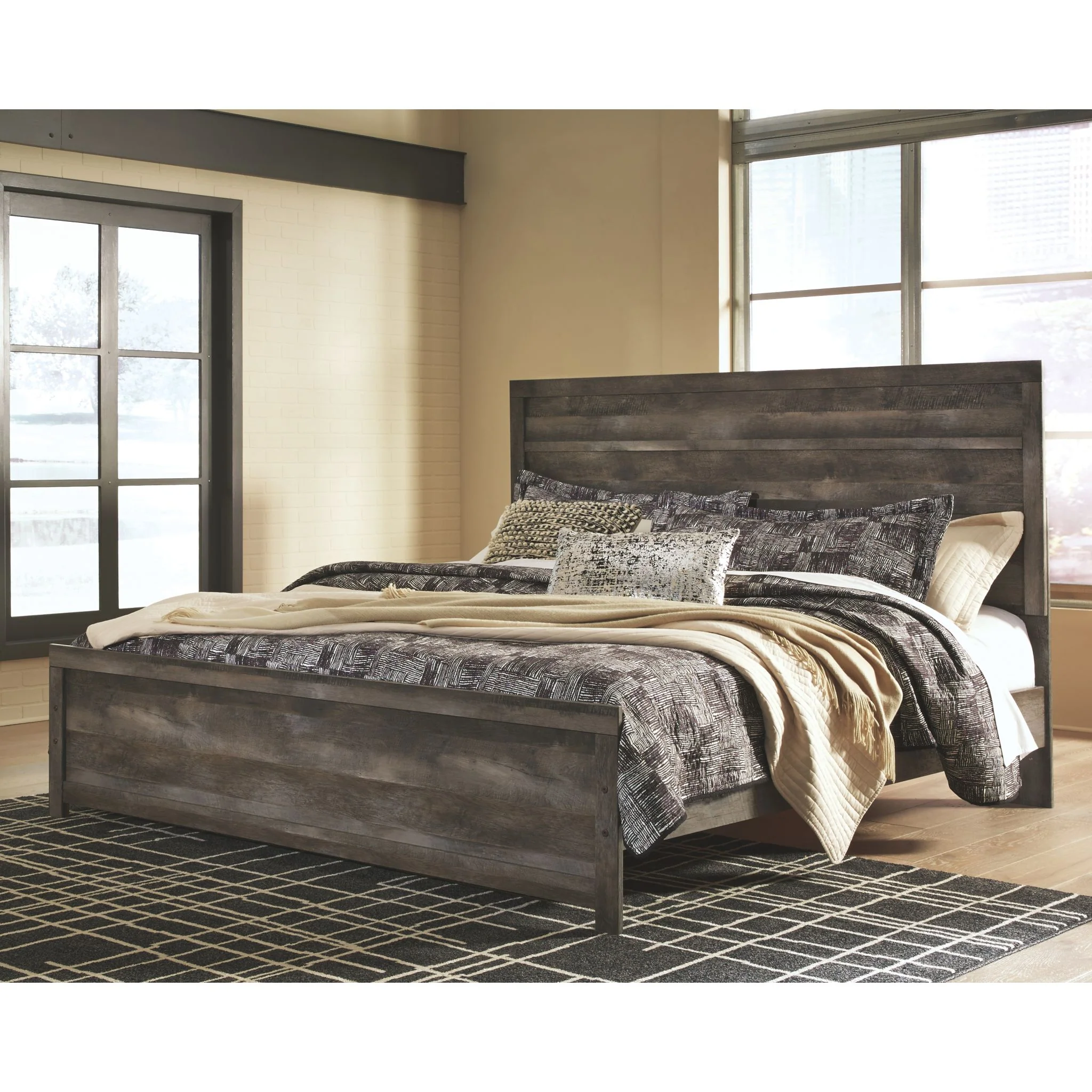 Wynnlow Panel Bed - Image 23