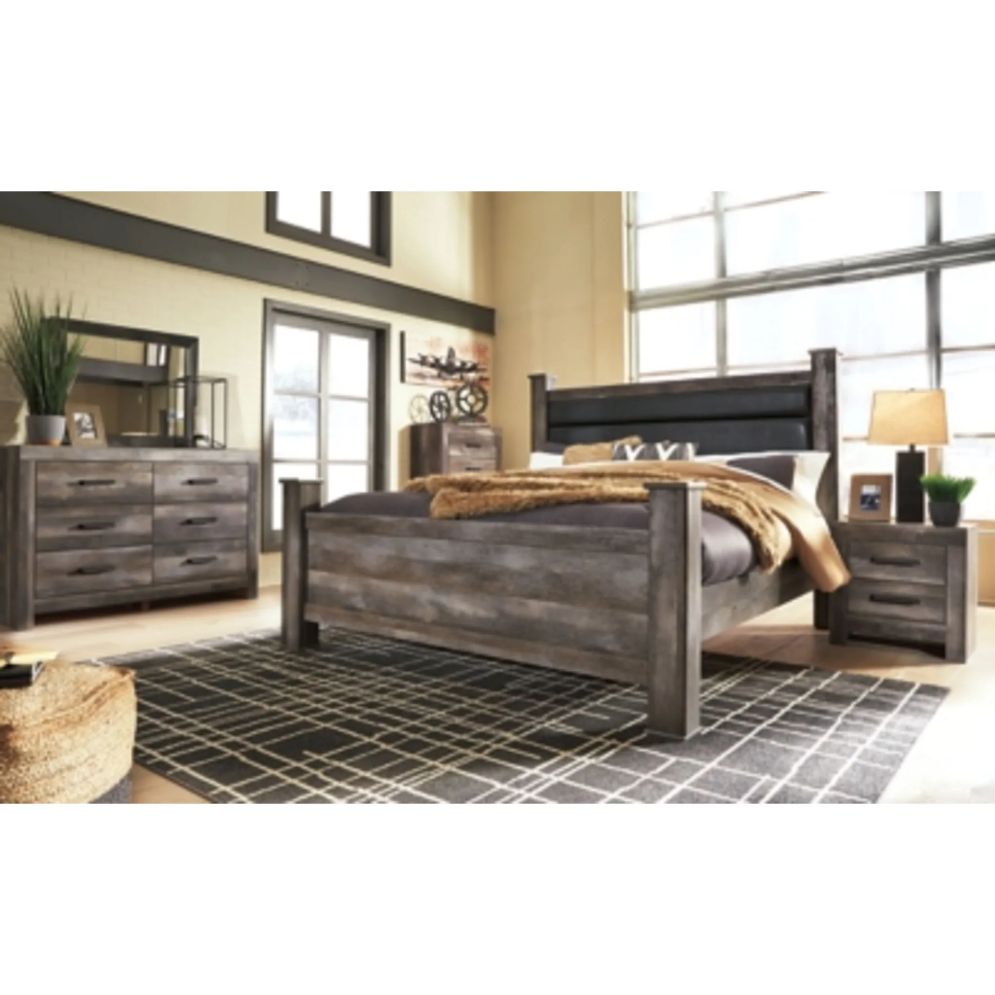 Wynnlow Poster Bed - Image 46