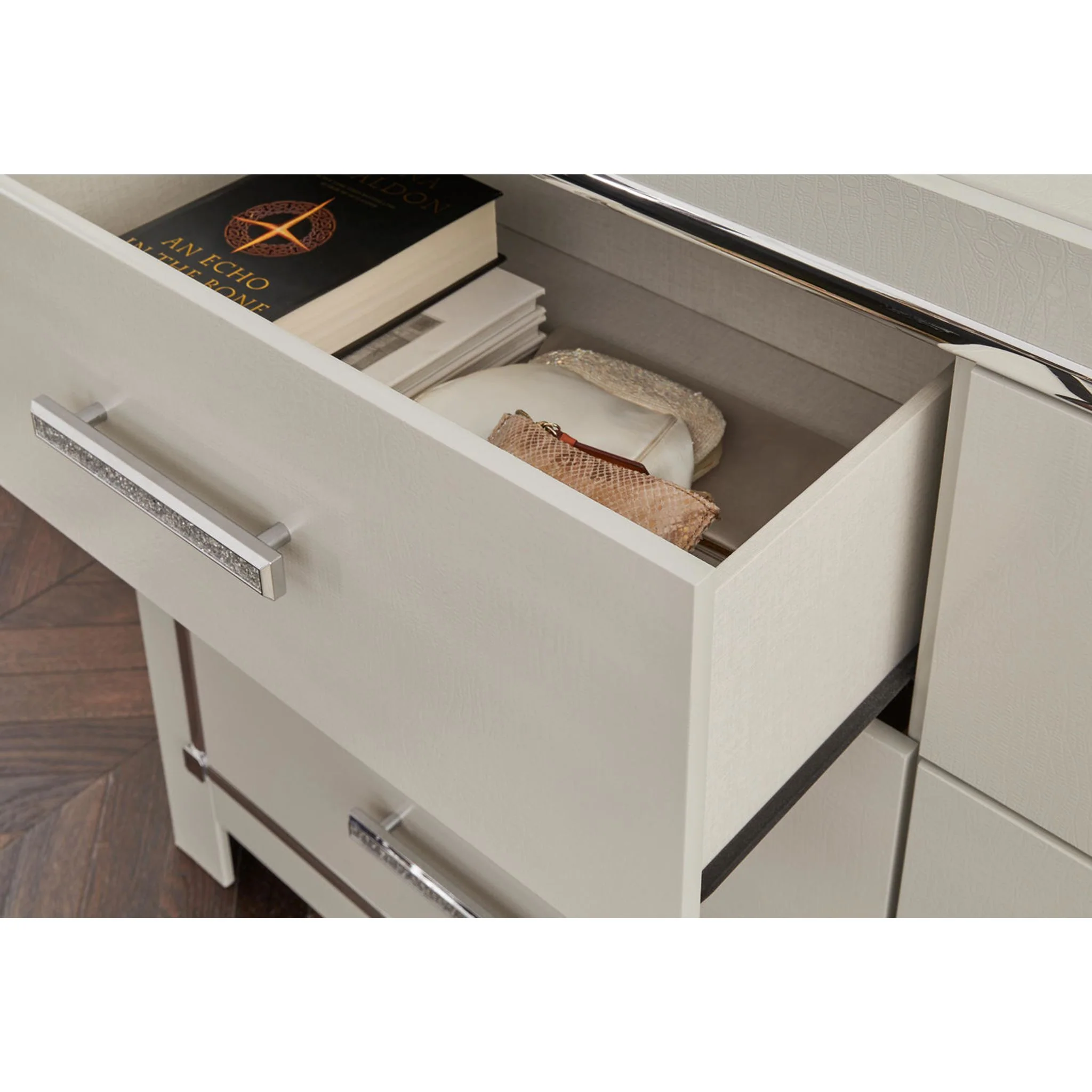 Zyniden Dresser - Image 7